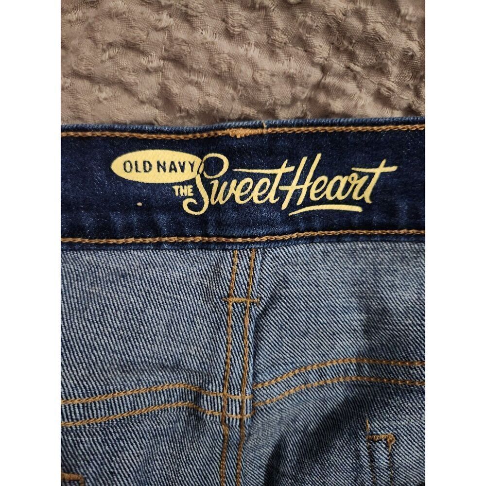 Old Navy Sweetheart Denim Shorts – Women’s Size 16 Regular - Picture 3 of 4